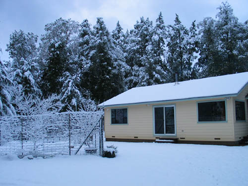 house_snow.jpg